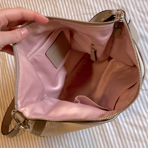 Coach Park Leather Punch Pink Medium Purse Bag - Picture 3 of 6